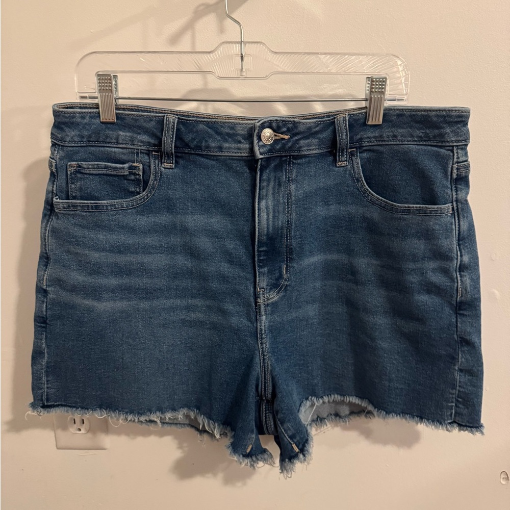 AE Stretch Denim Mom Shorts - Size 16